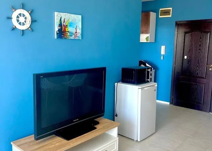 Marina K-s Triumph *