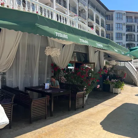 Marina K-s Triumph Apartament
