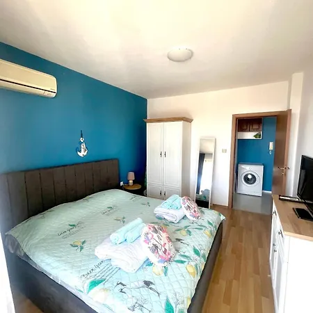 Apartament Marina K-s Triumph *