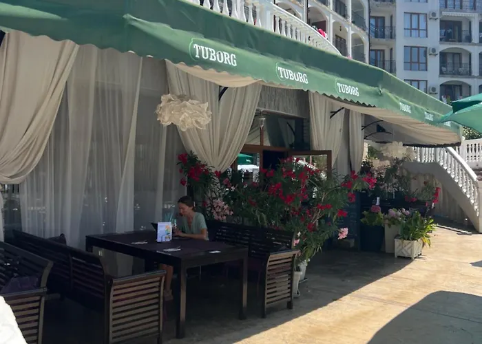 Marina K-s Triumph Apartament